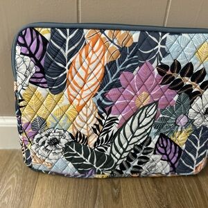 Vera Bradley Multicolor Leaf Laptop Sleeve